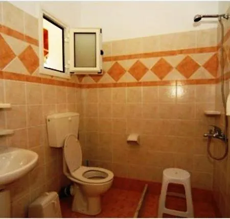 Apartment Yalis *