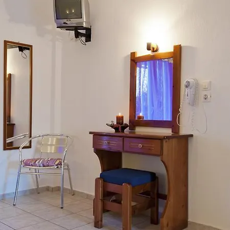 Yalis Apartment