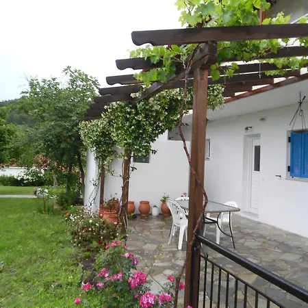 Yalis Achladies (Skiathos)